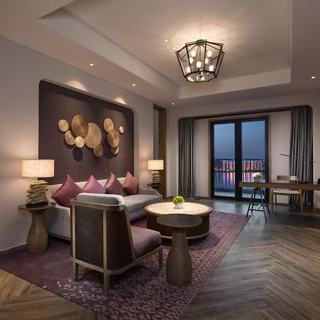 Crowne Plaza Qingdaoorientalmoviemetropolis By Ihg Hotel Kültér fotó