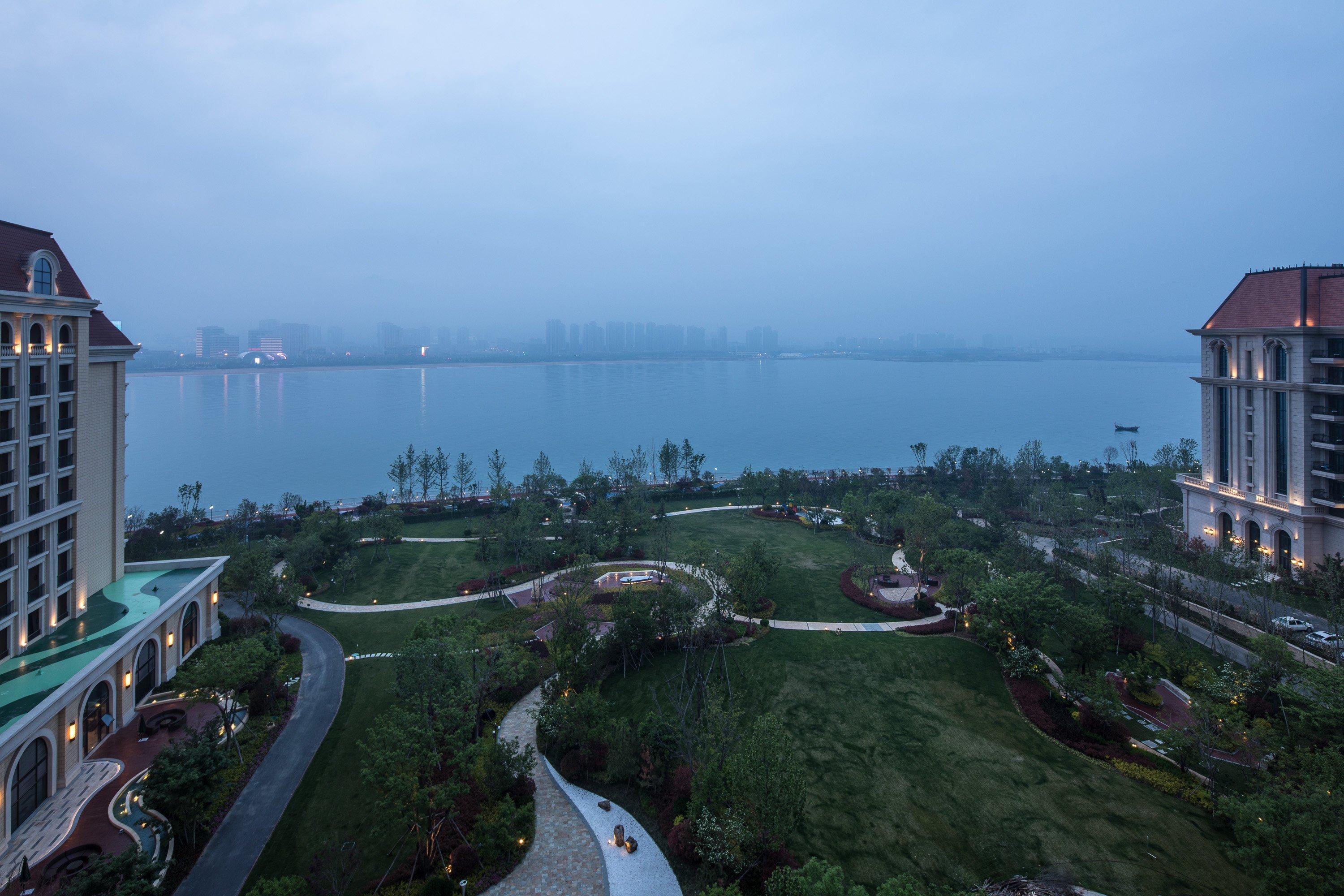 Crowne Plaza Qingdaoorientalmoviemetropolis By Ihg Hotel Kültér fotó