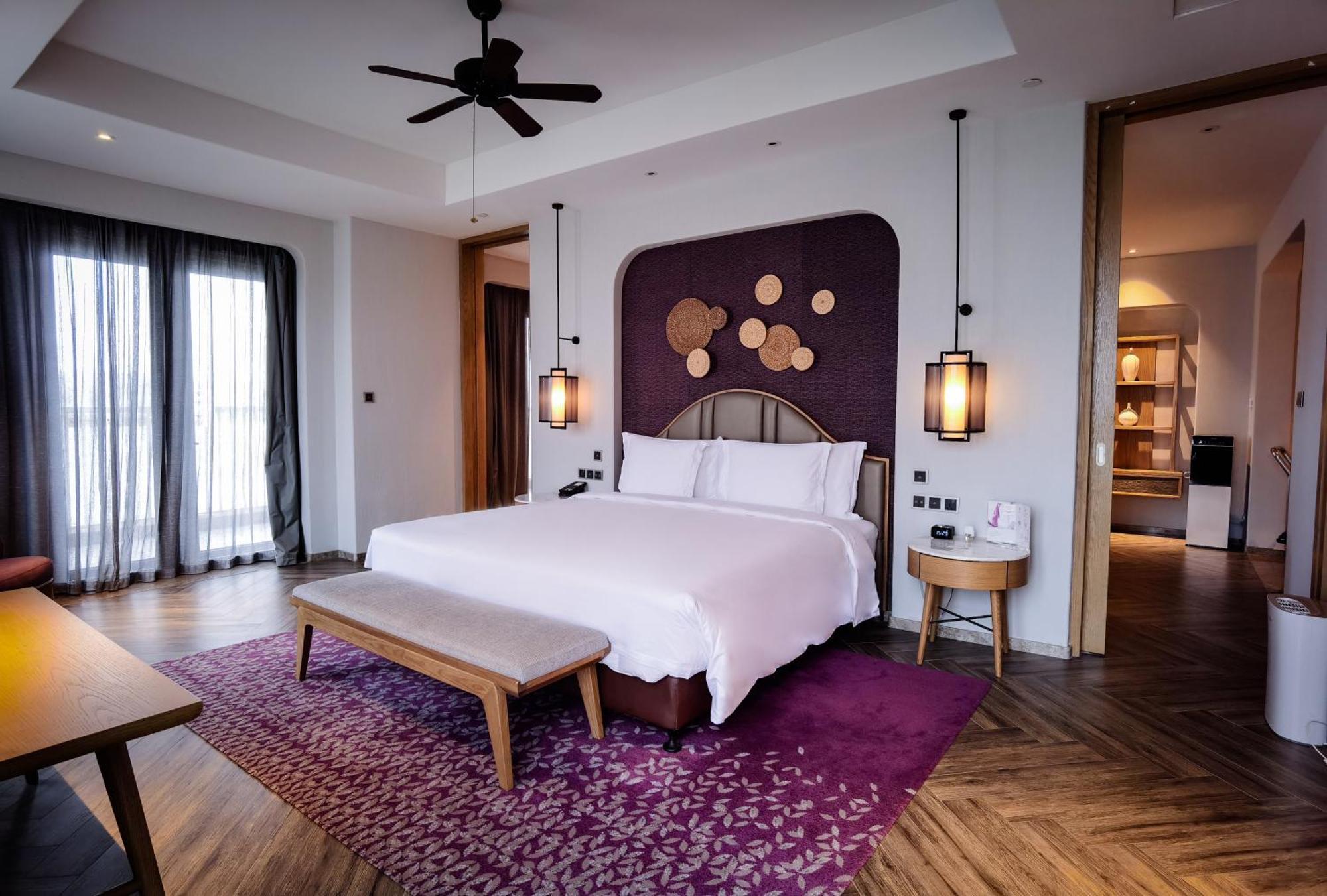 Crowne Plaza Qingdaoorientalmoviemetropolis By Ihg Hotel Kültér fotó