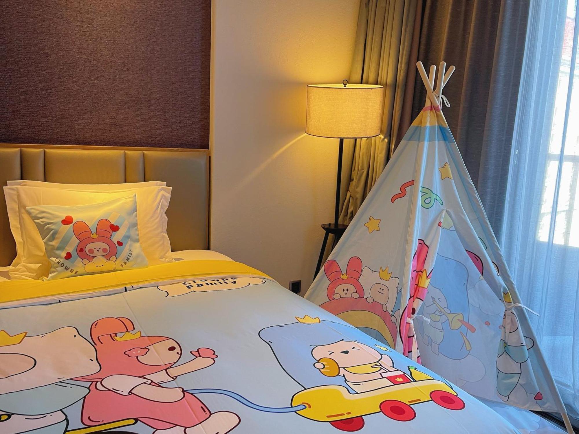 Crowne Plaza Qingdaoorientalmoviemetropolis By Ihg Hotel Kültér fotó