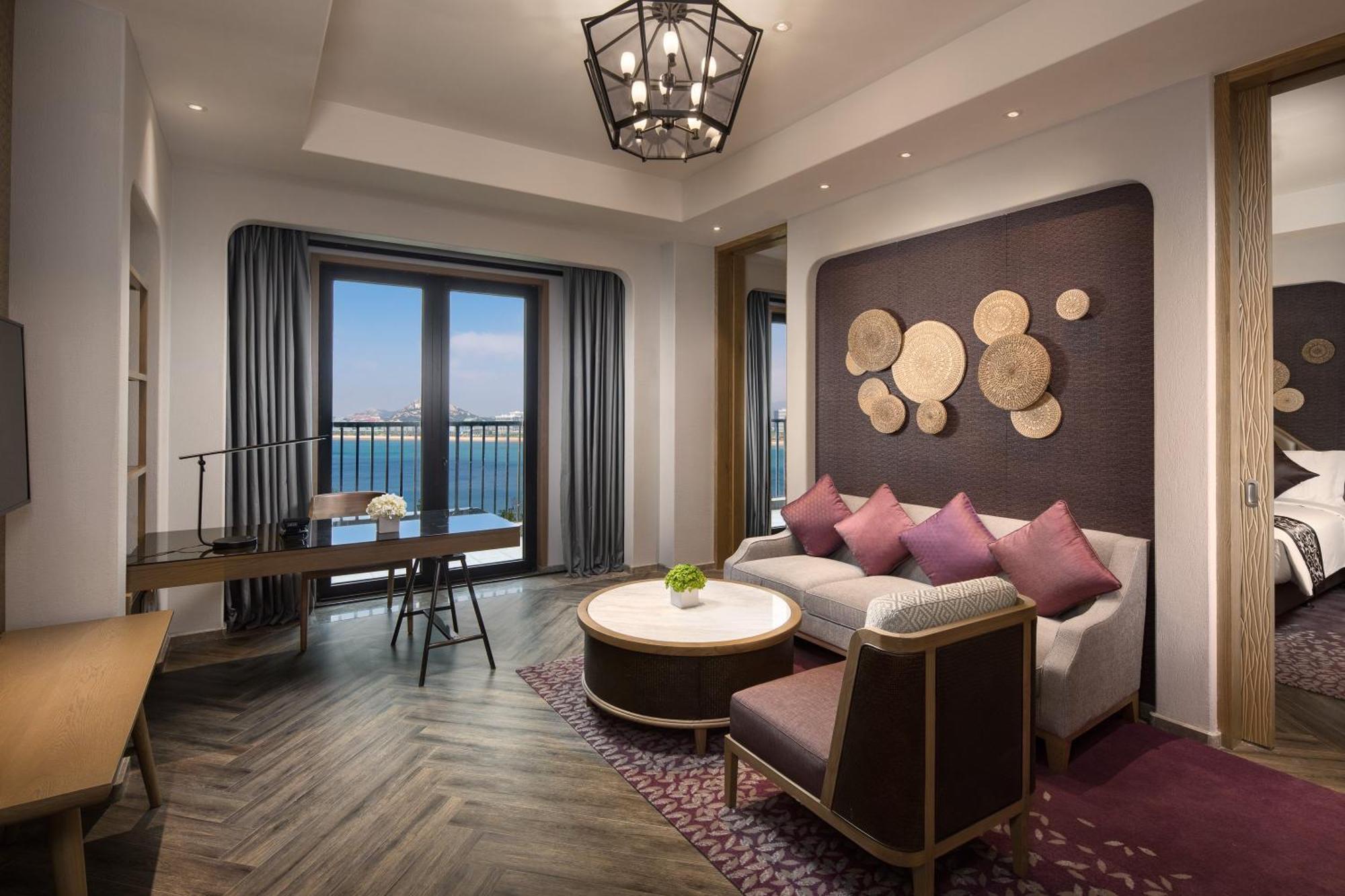 Crowne Plaza Qingdaoorientalmoviemetropolis By Ihg Hotel Kültér fotó
