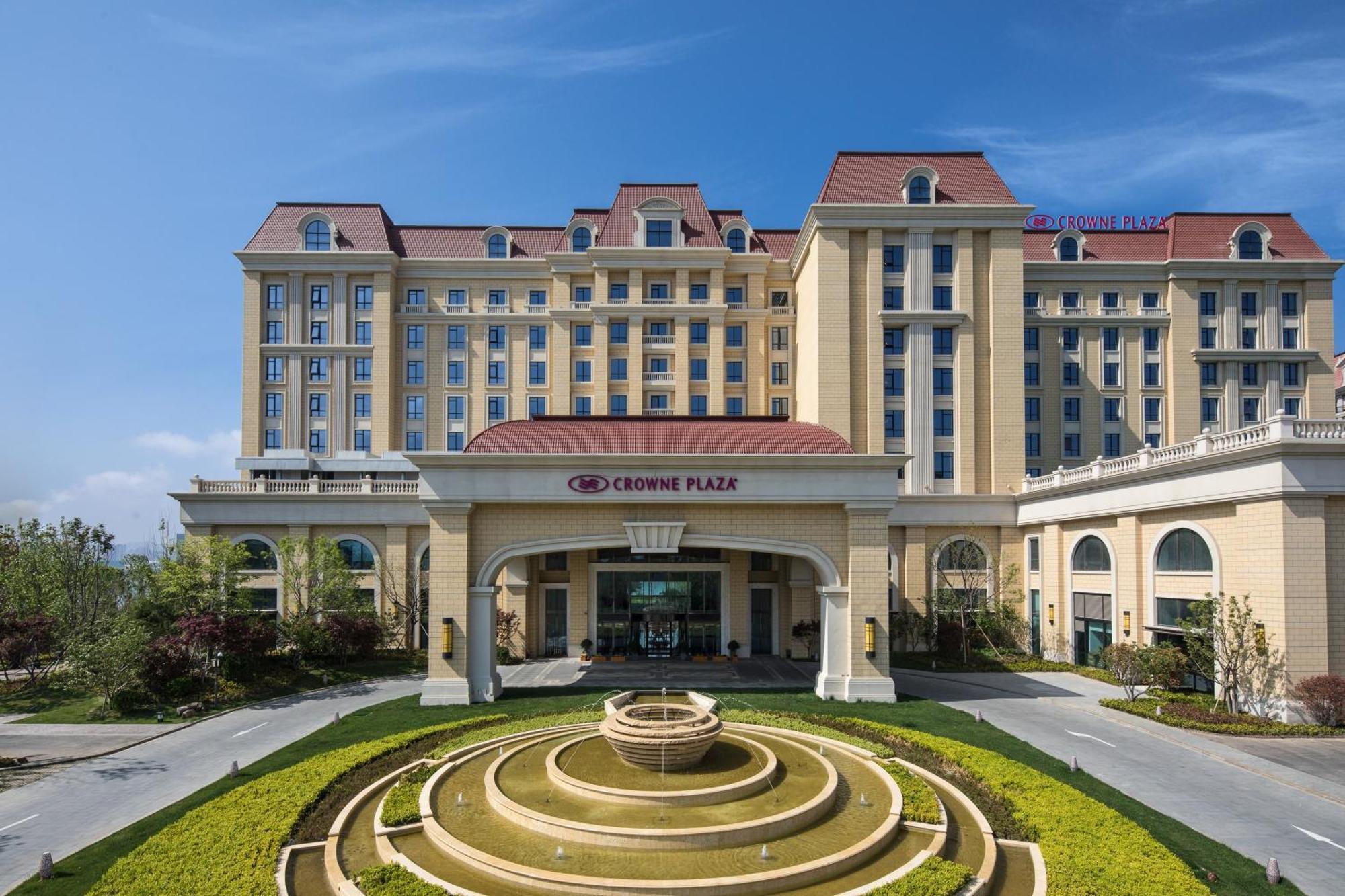 Crowne Plaza Qingdaoorientalmoviemetropolis By Ihg Hotel Kültér fotó