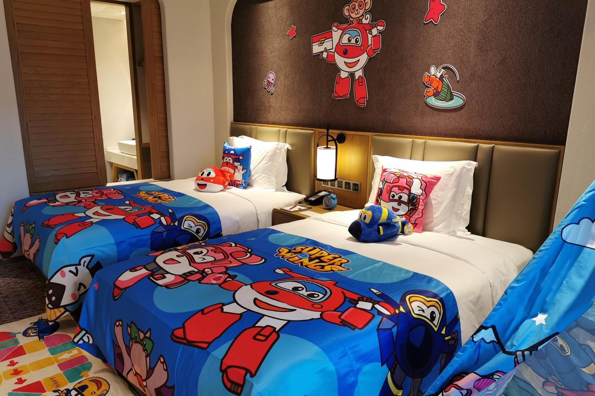 Crowne Plaza Qingdaoorientalmoviemetropolis By Ihg Hotel Kültér fotó
